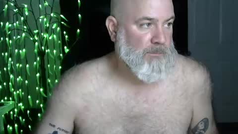 Snapshot of xjohnniex77 chatting on 07/08/26, 01:54 MrSlowBurn77 online show from 07/08/26, 01:54