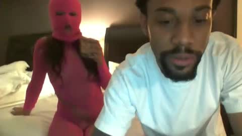 Snapshot of xjonathanxgx chatting on 11/21/25, 04:44 OmgItsSoFuckingBig online show from 11/21/25, 04:44