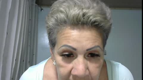 Snapshot of xkarlotaxxx chatting on 05/11/26, 02:17 xkarlotaxxx online show from 05/11/26, 02:17