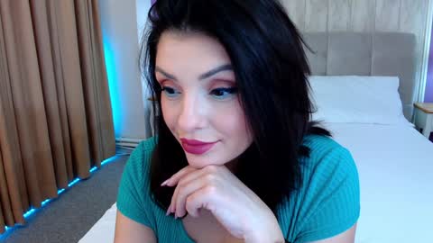 Snapshot of xkimoraxx chatting on 02/04/25, 10:45 Kim online show from 02/04/25, 10:45