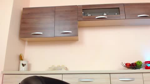 Snapshot of xkimoraxx chatting on 02/22/25, 01:35 Kim online show from 02/22/25, 01:35