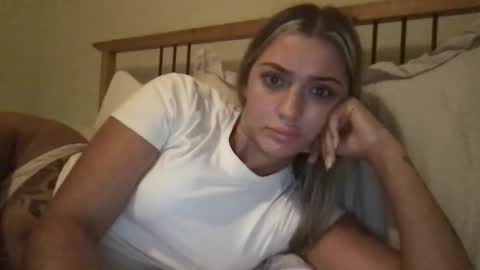 xkloeexo online show from 12/15/25, 07:40