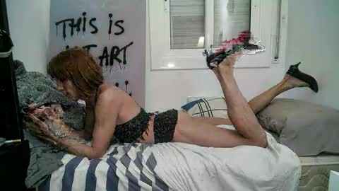 Snapshot of xlecram chatting on 12/05/24, 05:28 Wendy online show from 12/05/24, 05:28