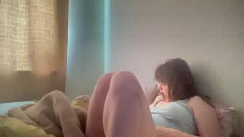 Luna online show from 05/05/26, 04:53