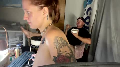 Snapshot of xmalxpalx5555 chatting on 10/08/25, 09:29 xmalxpalx5555 online show from 10/08/25, 09:29