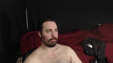 Snapshot of xmetalstudx chatting on 12/07/24, 08:27 MetalstudMaster online show from 12/07/24, 08:27