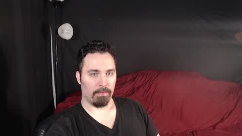 Snapshot of xmetalstudx chatting on 02/02/25, 08:19 MetalstudMaster online show from 02/02/25, 08:19