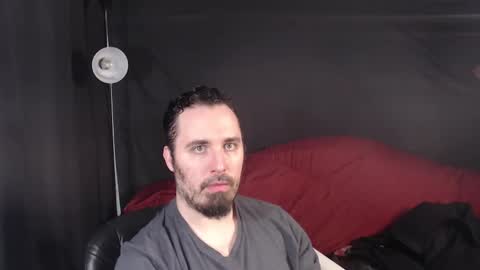 Snapshot of xmetalstudx chatting on 02/25/25, 04:03 MetalstudMaster online show from 02/25/25, 04:03