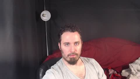 Snapshot of xmetalstudx chatting on 02/26/25, 01:43 MetalstudMaster online show from 02/26/25, 01:43