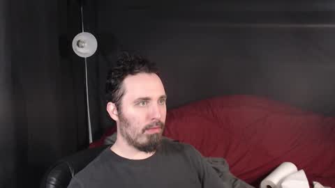 Snapshot of xmetalstudx chatting on 03/02/25, 03:45 MetalstudMaster online show from 03/02/25, 03:45