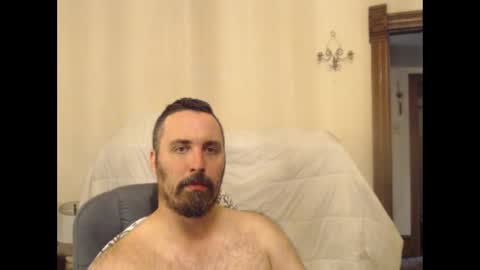 Snapshot of xmetalstudx chatting on 09/09/25, 02:00 MetalstudMaster online show from 09/09/25, 02:00