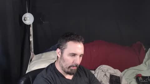 Snapshot of xmetalstudx chatting on 10/17/25, 04:59 MetalstudMaster online show from 10/17/25, 04:59