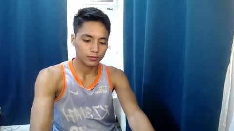 Snapshot of xmoreno_guy69 chatting on 01/14/25, 01:17 SECRET online show from 01/14/25, 01:17