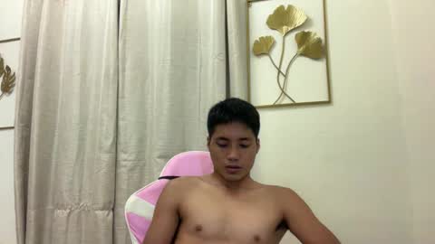 Snapshot of xmoreno_guy69 chatting on 02/05/26, 02:11 SECRET online show from 02/05/26, 02:11