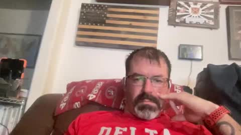 Snapshot of xmountainx chatting on 12/11/24, 08:15 Mountain online show from 12/11/24, 08:15