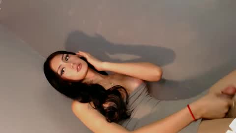 JACKY DELOS SANTOS online show from 02/27/25, 04:43