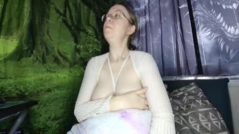 Snapshot of xnicetitsx chatting on 01/07/26, 08:50 xnicetitsx online show from 01/07/26, 08:50