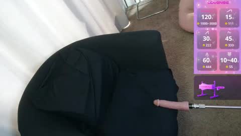 Snapshot of xo_kate chatting on 09/22/25, 03:58 Kate online show from 09/22/25, 03:58