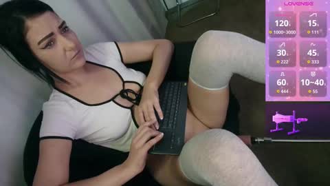 Snapshot of xo_kate chatting on 09/30/25, 09:31 Kate online show from 09/30/25, 09:31