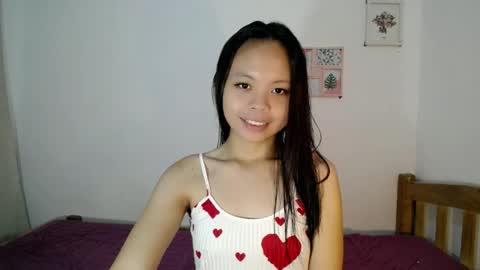 Snapshot of xo_worth_it chatting on 06/25/26, 11:09 nathalie online show from 06/25/26, 11:09