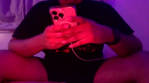 Snapshot of xob3n chatting on 11/11/25, 02:22 Alejandro FullMoon online show from 11/11/25, 02:22