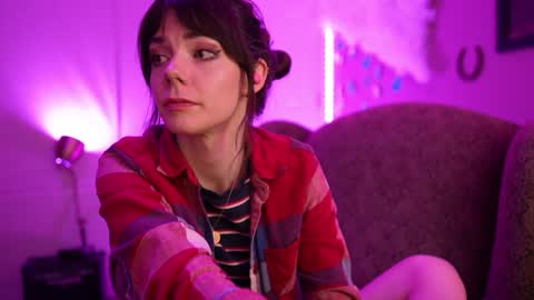 Bella Bondai online show from 12/29/24, 08:55