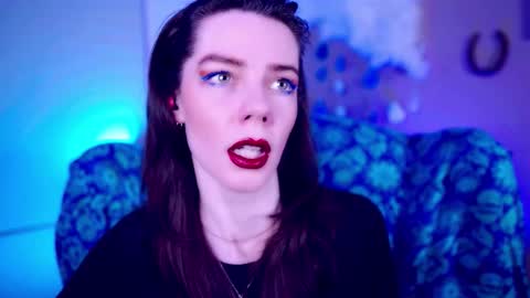 Bella Bondai online show from 10/16/25, 08:26