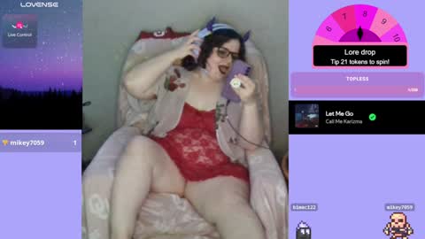 Snapshot of xonerdykitty chatting on 12/18/24, 04:09 Nerdykitty online show from 12/18/24, 04:09