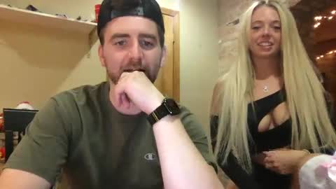 xoprincesspeachxo online show from 09/30/25, 12:04