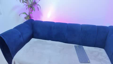 xoxo_angel online show from 11/24/25, 10:53