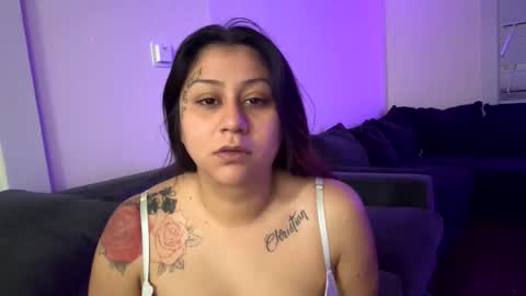 Snapshot of xoxoalizehibaby chatting on 11/07/25, 08:25 xoxoalizehibaby online show from 11/07/25, 08:25