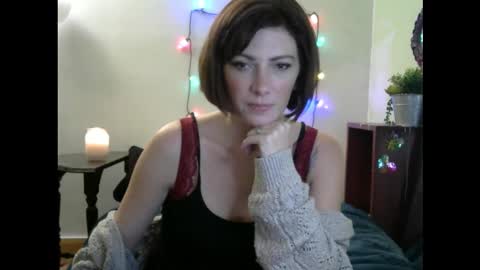 Bunni online show from 12/14/25, 04:29