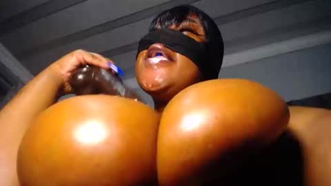 Snapshot of xpanther_23 chatting on 12/14/25, 01:55 xpanther_23 online show from 12/14/25, 01:55