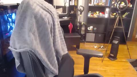 Snapshot of xqueenkendrax chatting on 03/07/25, 12:15 xqueenkendrax online show from 03/07/25, 12:15