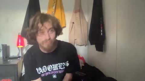 Snapshot of xsaddosx chatting on 04/09/26, 12:32 xsaddosx online show from 04/09/26, 12:32