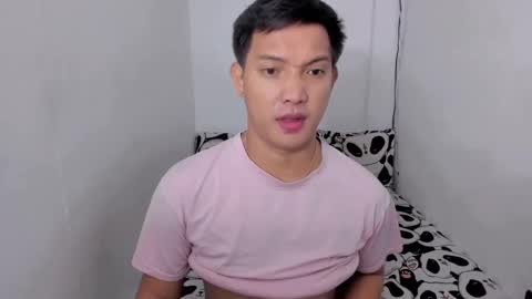 xsebastian19 online show from 01/08/25, 10:16