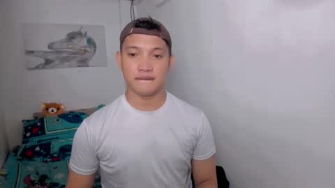 xsebastian19 online show from 05/01/26, 09:47