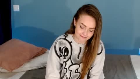 Snapshot of xsexycouples chatting on 01/14/25, 12:11 AnnaMaee online show from 01/14/25, 12:11