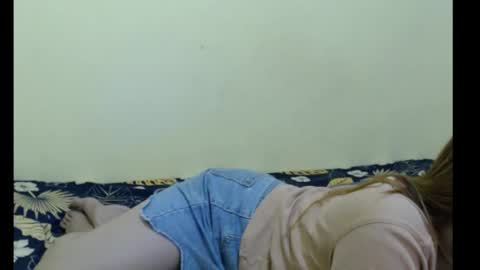 merayel online show from 10/21/25, 05:30