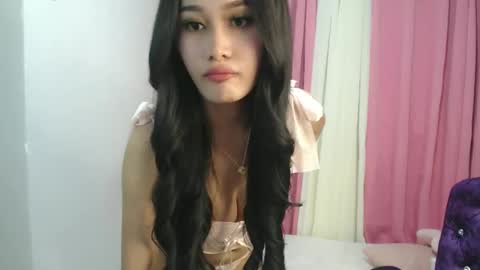 Snapshot of xsexyninedollx chatting on 09/22/25, 02:24 Cleo de nile online show from 09/22/25, 02:24