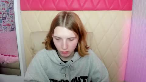 Sophie online show from 04/21/26, 02:15