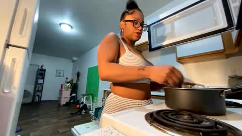 xStarGazingx online show from 03/02/25, 10:56