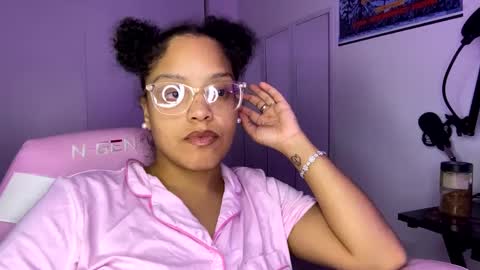 xStarGazingx online show from 09/18/25, 07:10