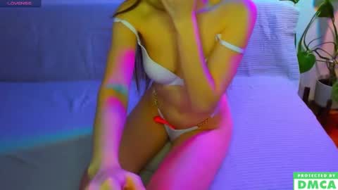 Snapshot of xteona chatting on 02/20/25, 11:32 xteona online show from 02/20/25, 11:32