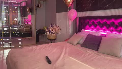 Milana online show from 03/08/25, 08:00