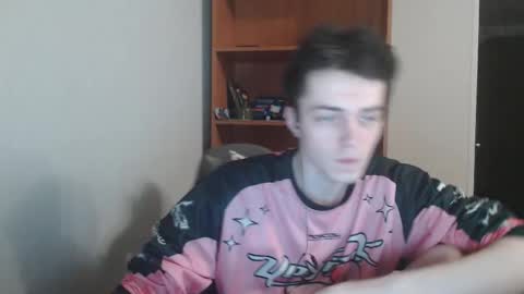 traqqq online show from 11/02/25, 05:37