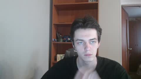 traqqq online show from 11/05/25, 08:36