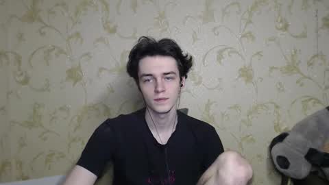 traqqq online show from 12/22/25, 08:50