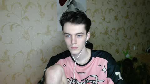 traqqq online show from 04/10/26, 10:03