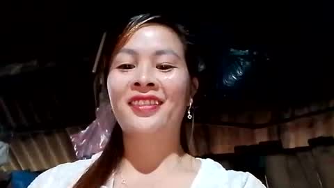 xuxulove00 online show from 12/18/25, 12:49